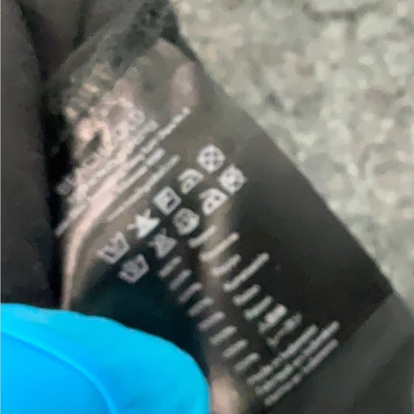 BEACHGOLD Black Jumpsuit with Defined Waistline - Picture 4 of 4